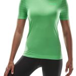cep-run-ultralight-shirt-short-sleeve-women-green-w1ag5-front-model-web_1