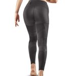 cep-ultralight-compression-tights-women-black-w3a95c-back-model-web_3
